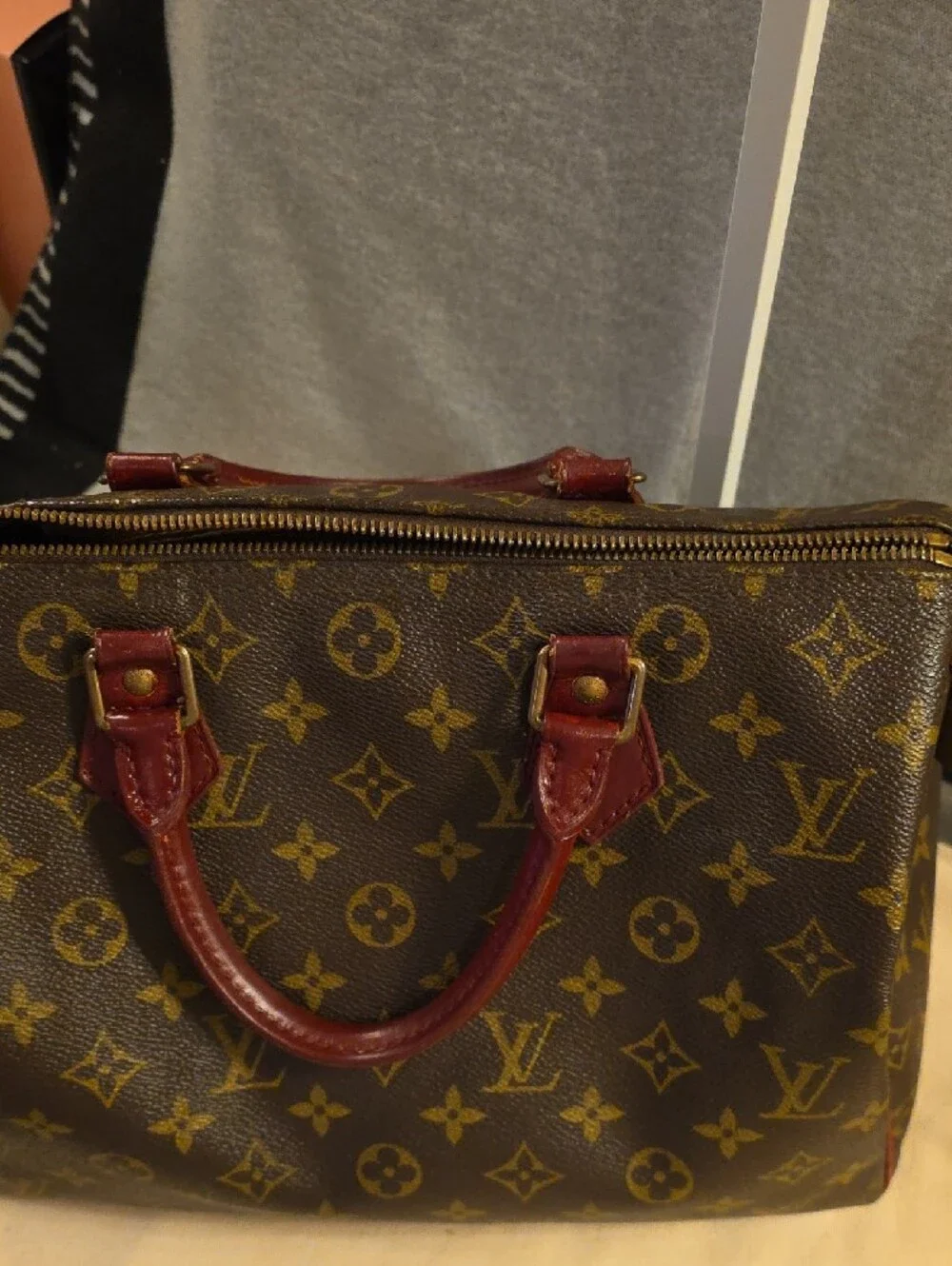 Louis Vuitton authentic classic